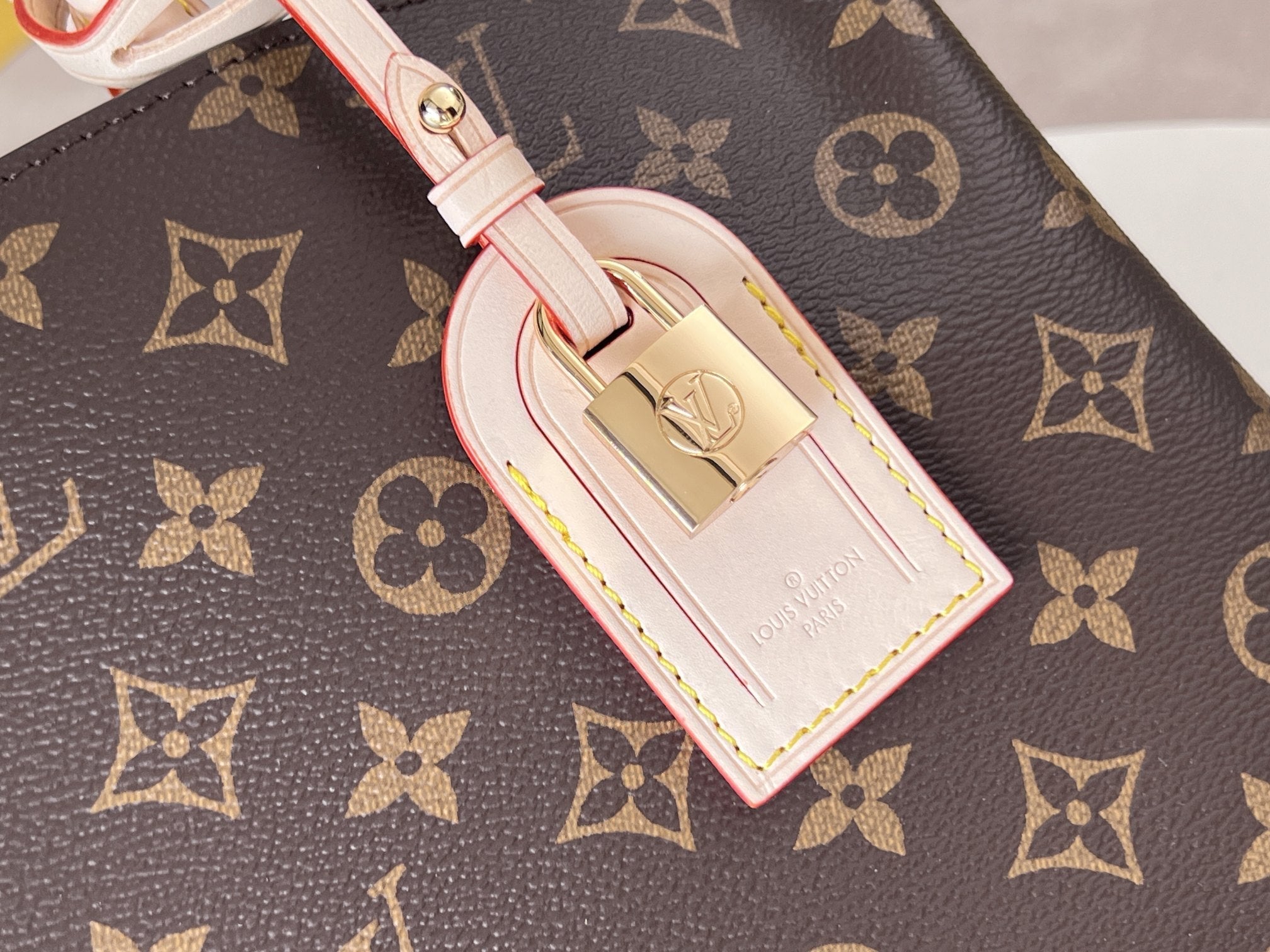 LV 25S PETIT PALAIS 29 IN BROWN MONOGRAM CANVAS AND CALFSKIN GOLD HARDWARE