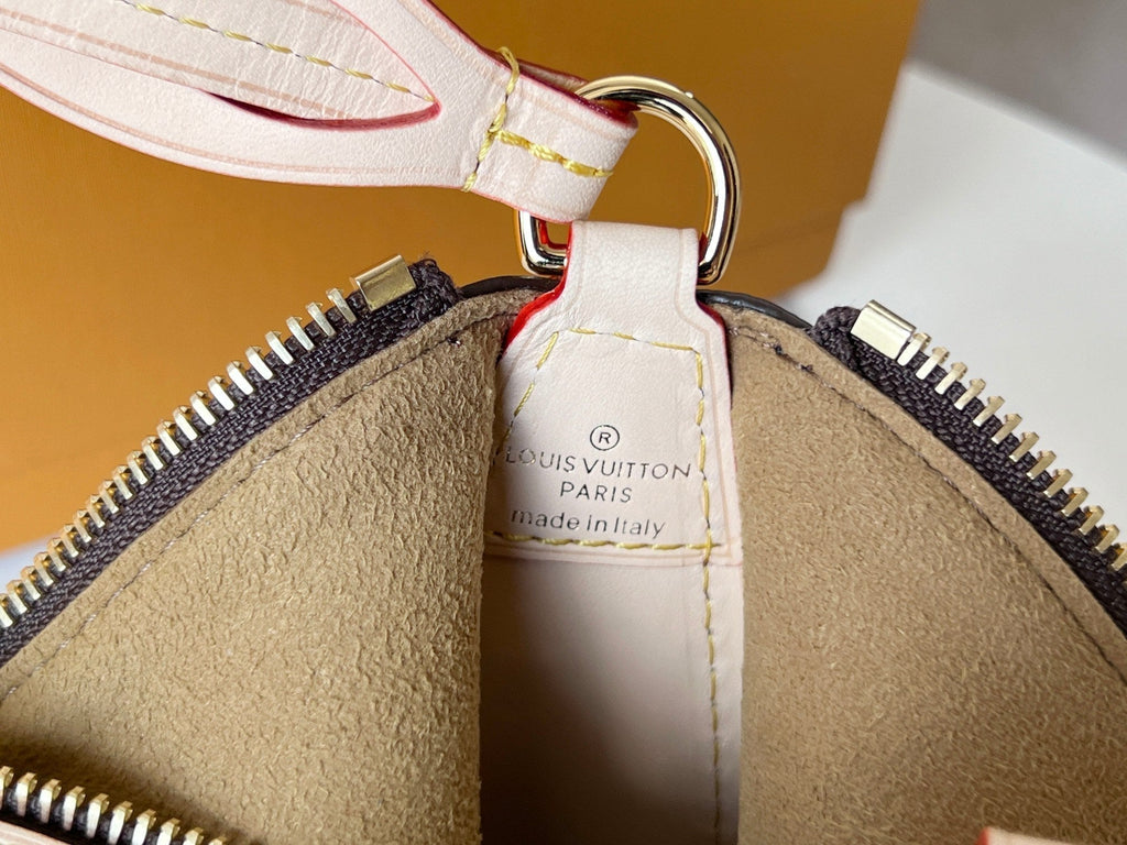 LV 25S Pochette Tirette 22 in Dunkelbraun, Monogramm-Canvas, goldene Beschläge