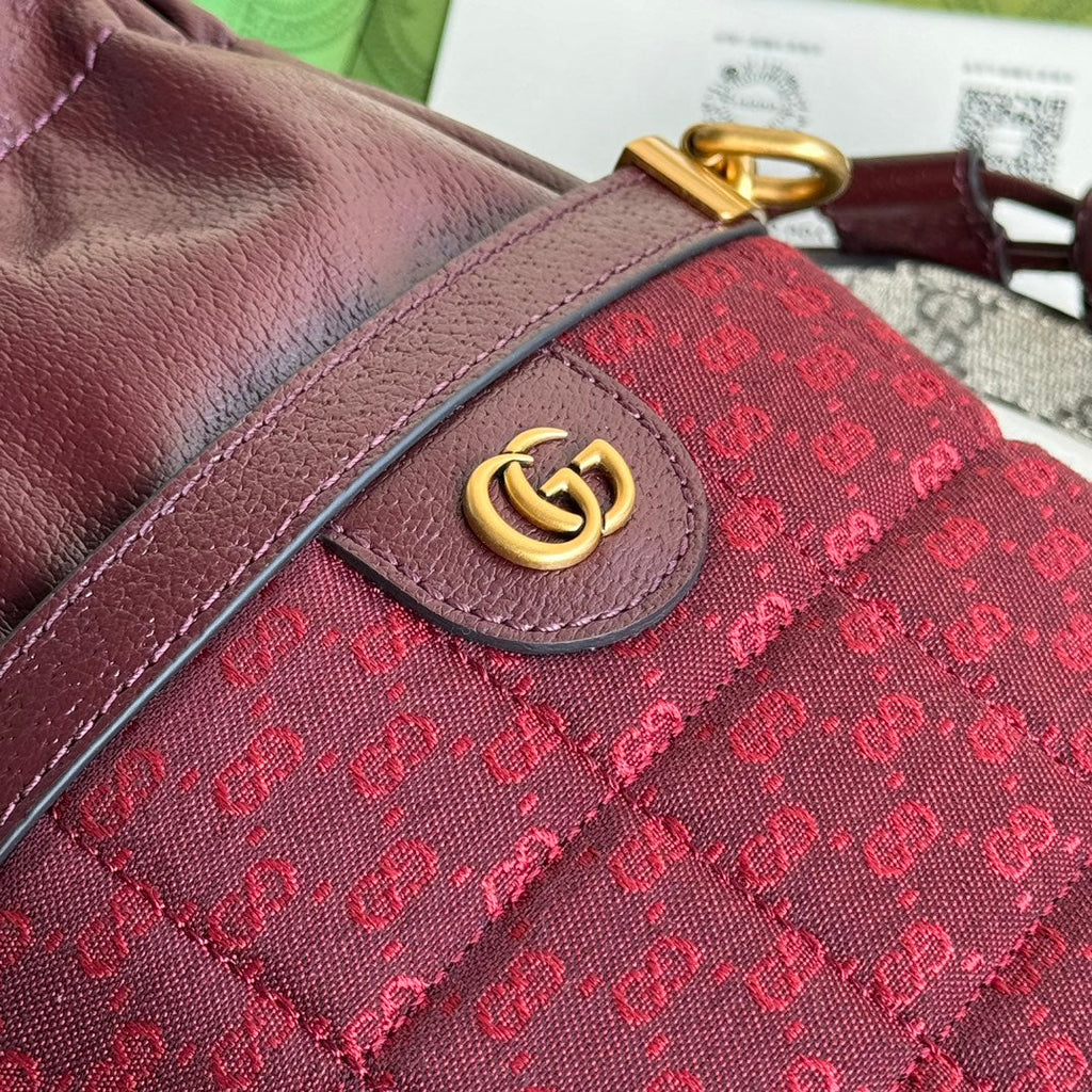 Eimertasche 18 Zoll, burgunderrotes Canvas und Kalbsleder, goldfarbene Beschläge