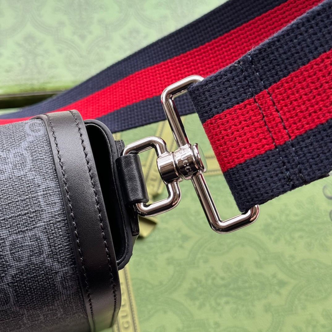 OPHIDIA MEDIUM MESSENGER FLASCHE 27 IN DUNKELGRAUEM UND SCHWARZEM KALBSLEDER