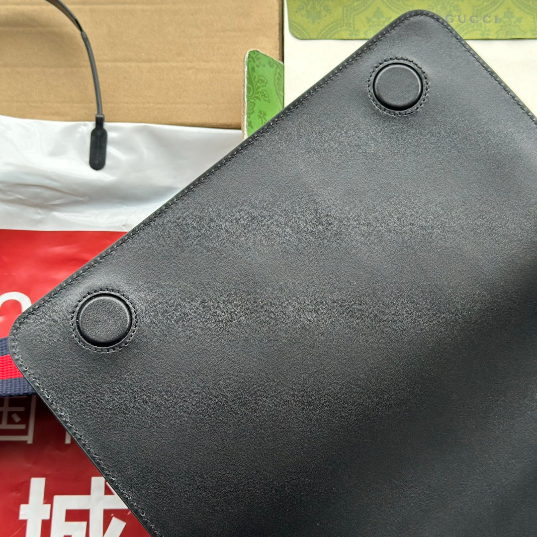 OPHIDIA MEDIUM MESSENGER FLAP BAG 27 IN DARK GREY AND BLACK CALFSKIN