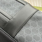 RUCKSACK 44 IN GRAUEM MONOGRAMM-CANVAS UND SCHWARZEN LEDERBEZÜGEN