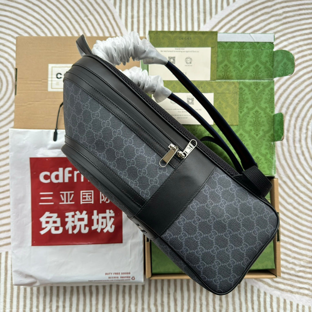 RUCKSACK 44 IN GRAUEM MONOGRAMM-CANVAS UND SCHWARZEN LEDERBEZÜGEN