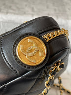 CAMERA BAG 18 IN BLACK QUILTED LAMBSKIN DOUBLE C GOLD COIN