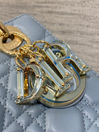 LADY MINI-TASCHE 20 IN ZERULEANBLAUEM LAMMLEDER