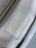 LADY MINI-TASCHE 20 IN ZERULEANBLAUEM LAMMLEDER