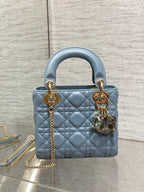 LADY MINI-TASCHE 17 IN ZERULEANBLAUEM LAMMLEDER