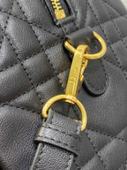 GROOVE 25 Tasche aus schwarzem Lammleder