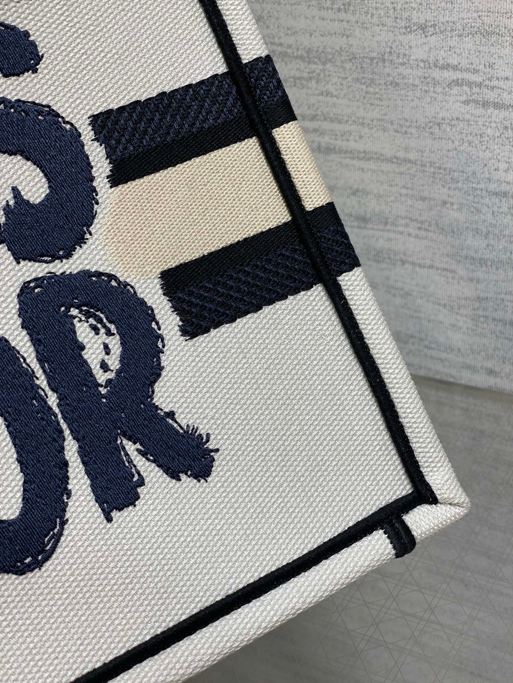 Tragetasche 26 Zoll, Weiß-Schwarz-Canvas-Mix 226503