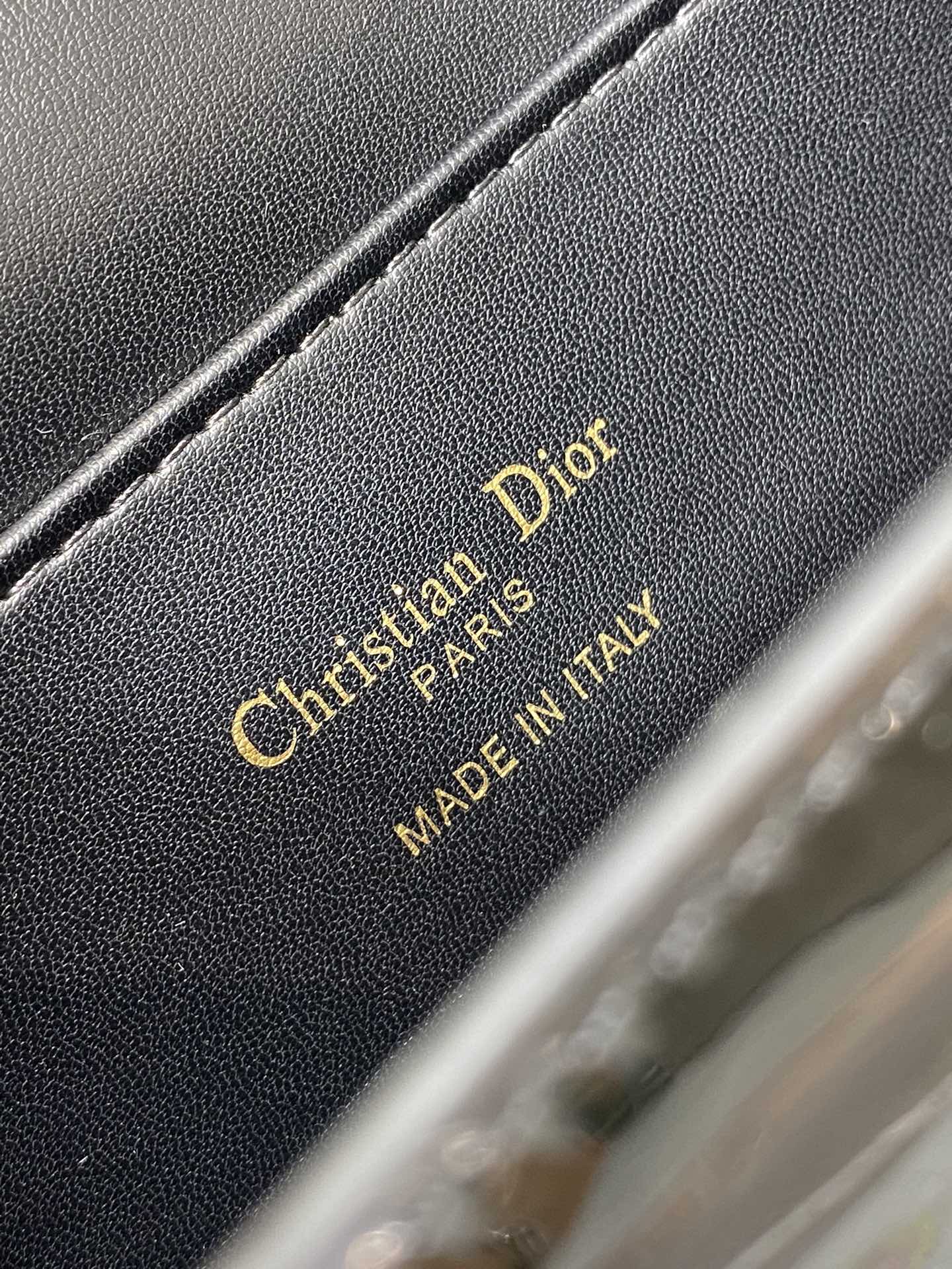 Klapptasche 18 Zoll, schwarzes Lackkalbsleder