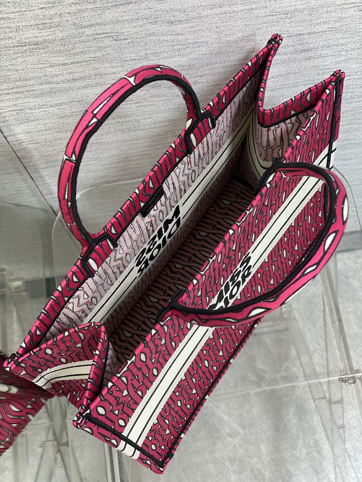 MISS GROSSE TASCHE 42 IN MAGENTA-LILA-CANVAS