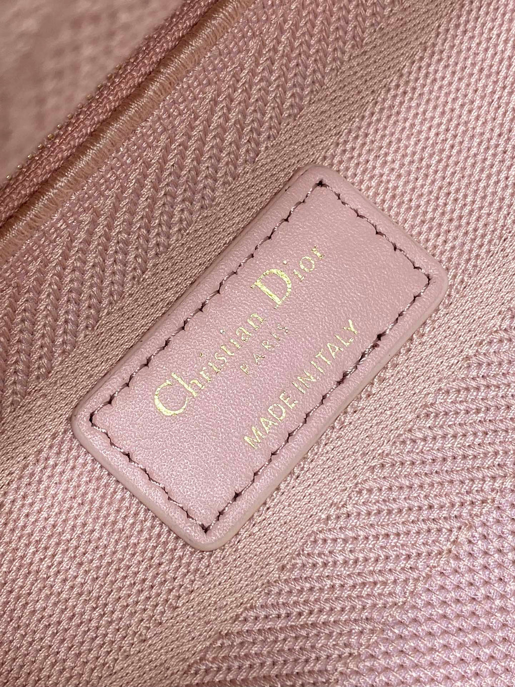 KLEINE 24-LADY-TASCHE AUS PASTELROSEM CANVAS