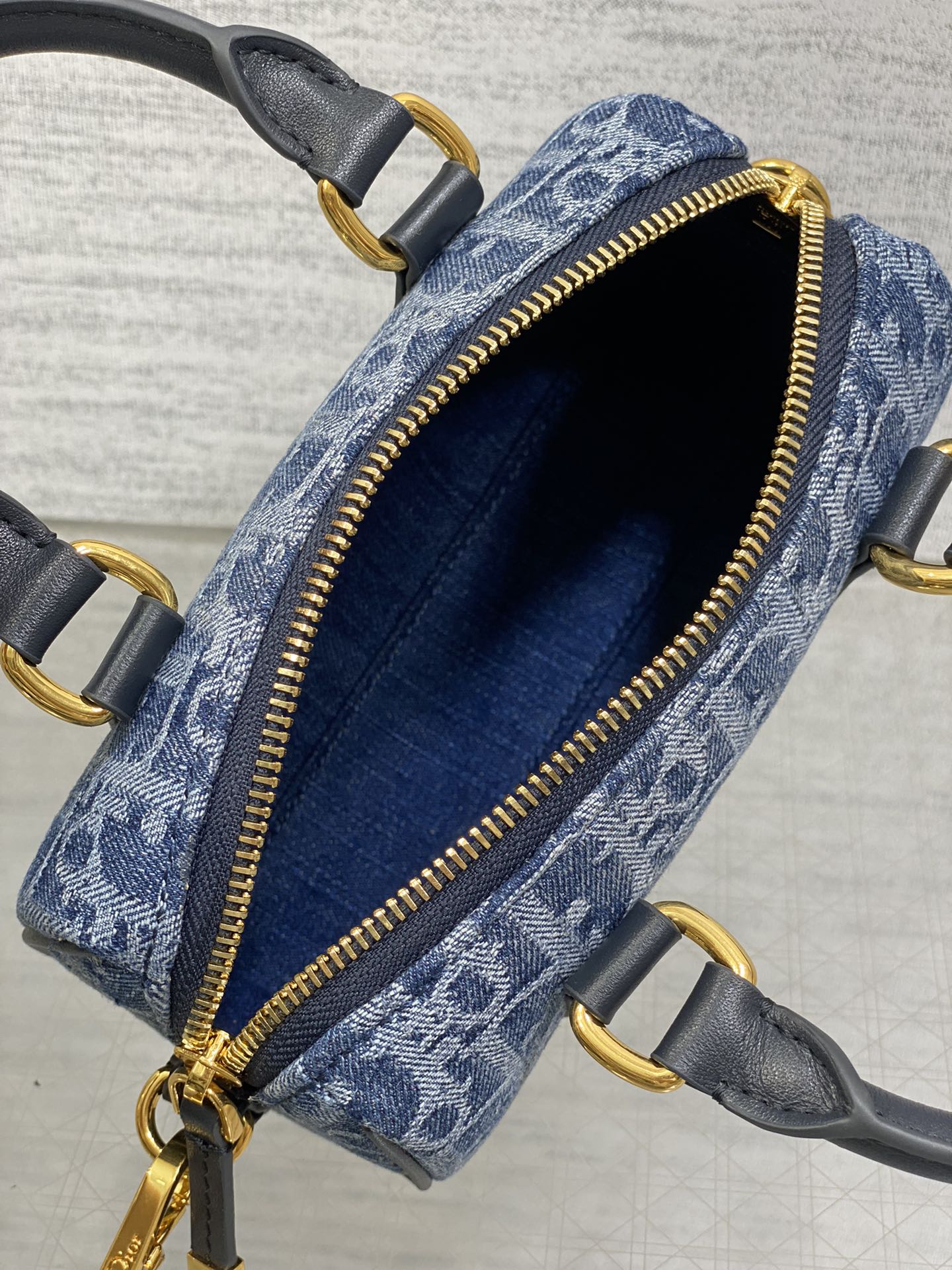 GROOVE MINI 17 TASCHE IN DENIMBLAU OBLIQUE MONOGRAM JACQUARD