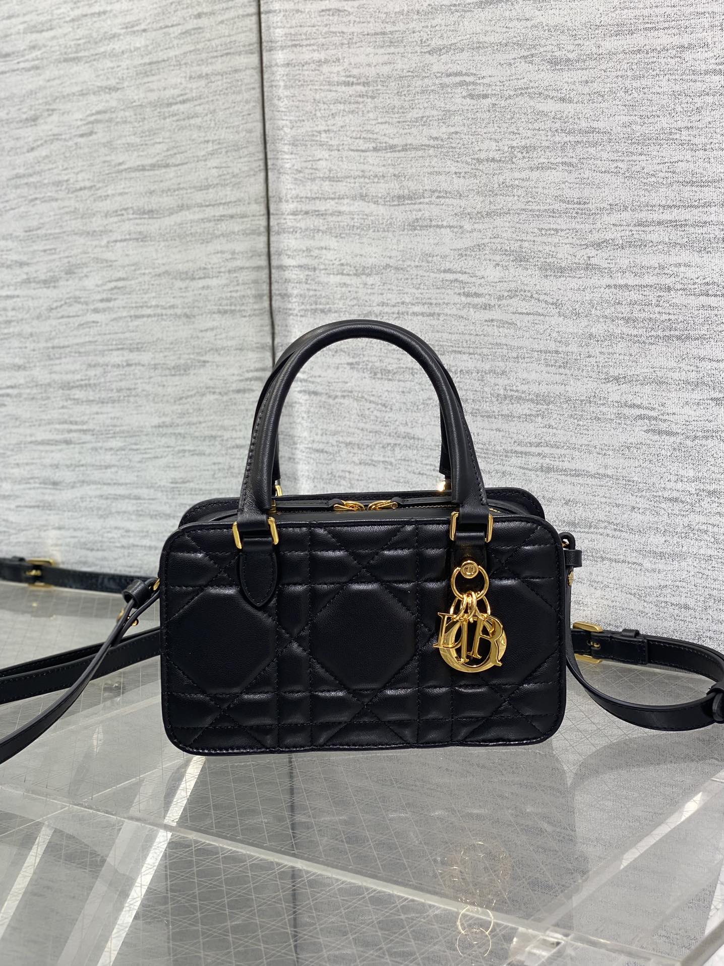 MINI GROOVE BAG 20 IN BLACK MACROCANNAGE LAMBSKIN 226487