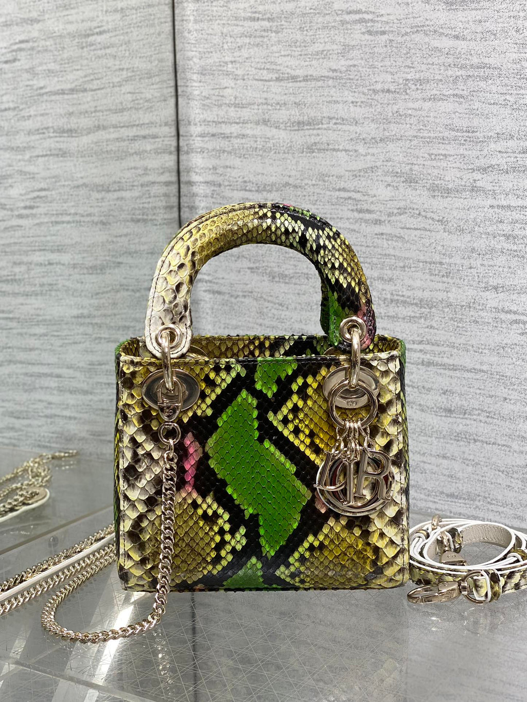 MINI 17 LADY BAG IN FARBENFROHEM SCHLANGENMUSTER LAMMLEDER 225975