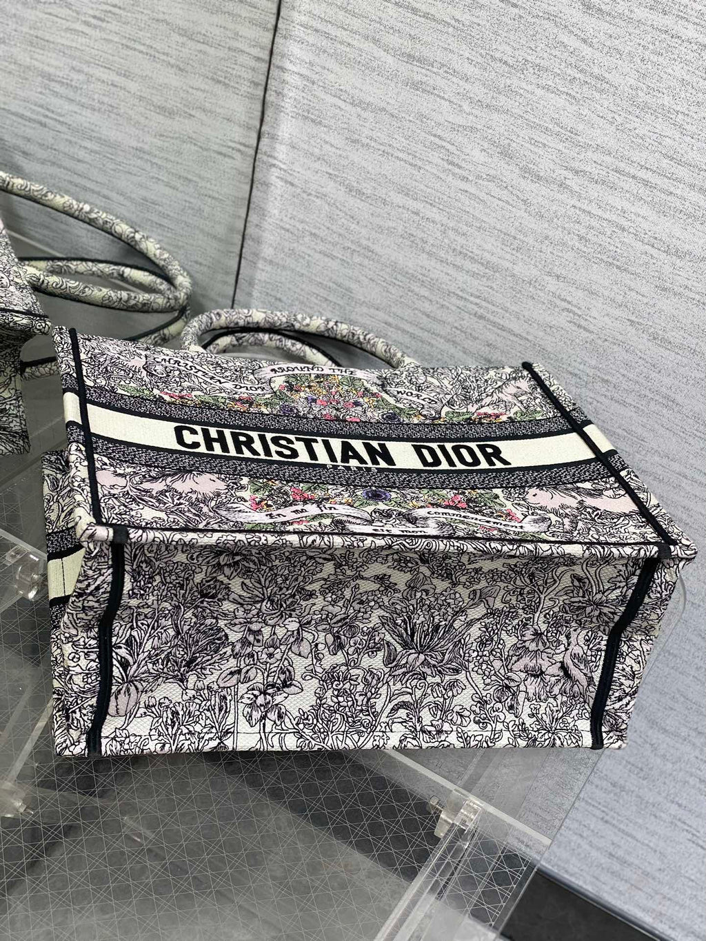 Mittlere 36-Buchtasche aus farbenfrohem Canvas 226290