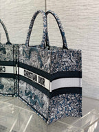 Mittlere 36-Buchtasche aus schwarzem Canvas 226297