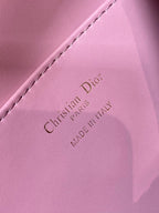 MITTELGROSSES 25 CARO RUCKSACK FLAMINGO PINK MAKROCANNAGE LAMMSCHILD