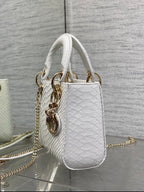 MINI 17 LADY BAG IN WEISSEM LAMMLEDER MIT SCHLANGENMUSTER