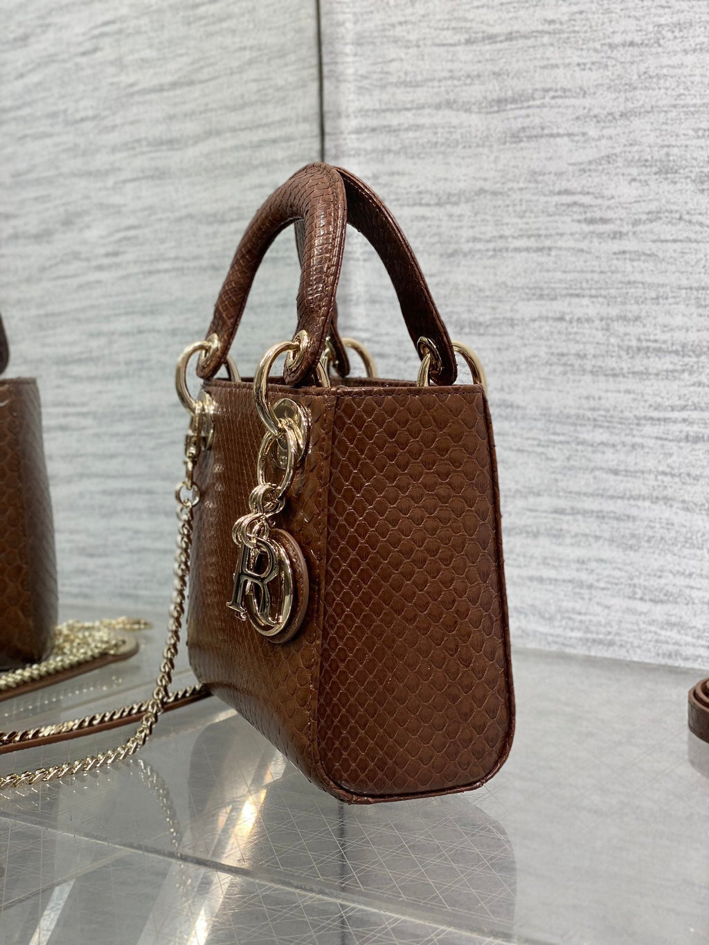 MINI 17 LADY BAG IN PEACAN BROWN METALLIC LAMMLEDER