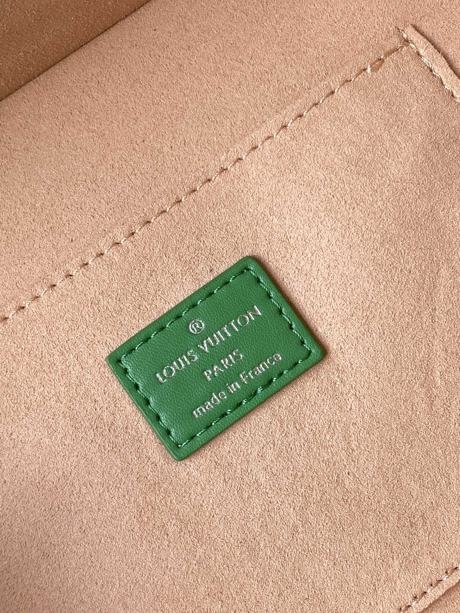 SHOPPER BAG 23 IN GREEN YELLOW CALFSKIN EMBROIDERED LOGO