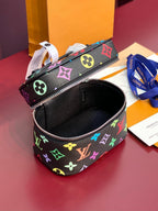 Schönes Nano 14 Zoll buntes Monogramm-Canvas silberner Reißverschluss