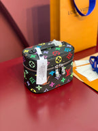 Schönes Nano 14 Zoll buntes Monogramm-Canvas silberner Reißverschluss