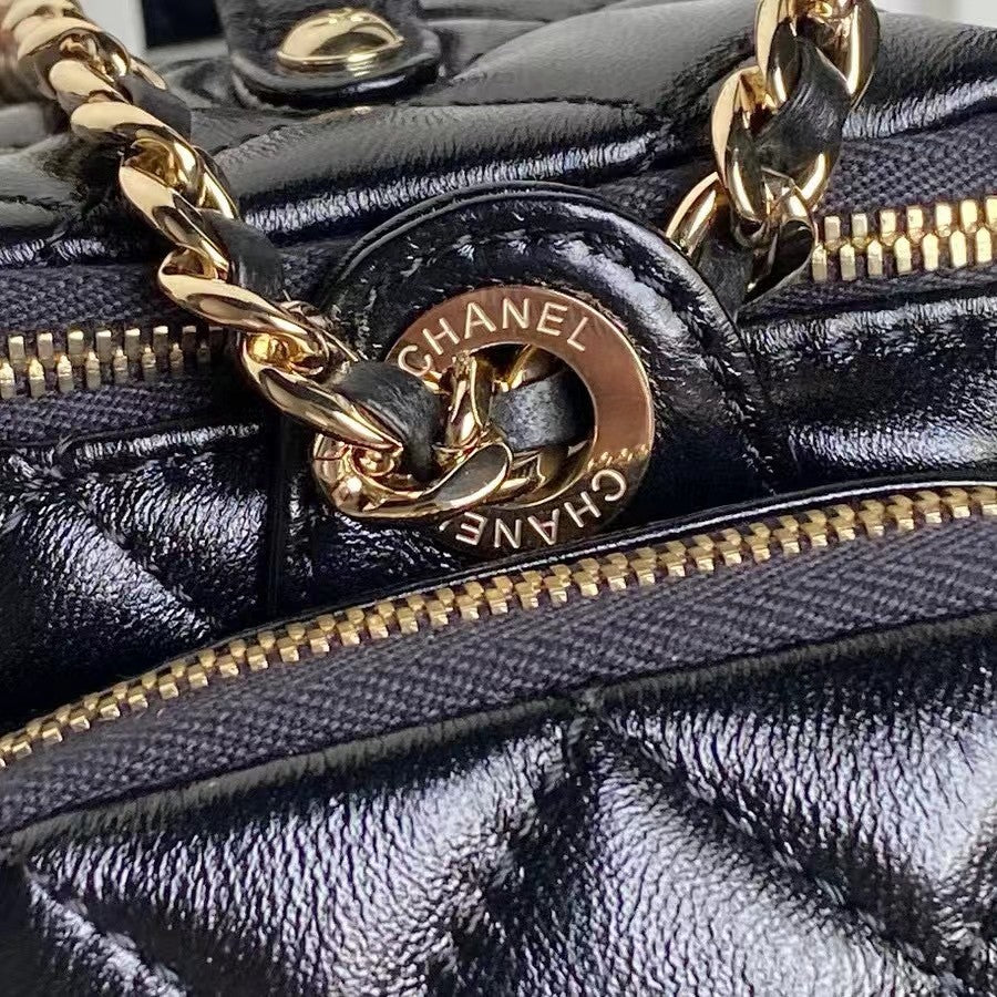 MITTLERE KAMERATASCHE 23 ZOLL SCHWARZES LAMMLEDER GOLDENE BESCHLÄGE 