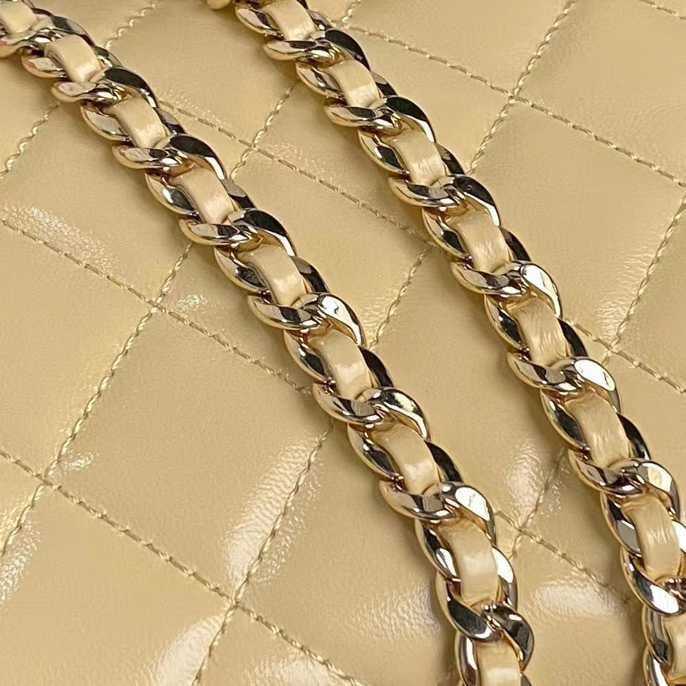 MITTLERE KAMERATASCHE 23 IN BEIGE GELB LAMMLEDER GOLDENE BESCHLÄGE 