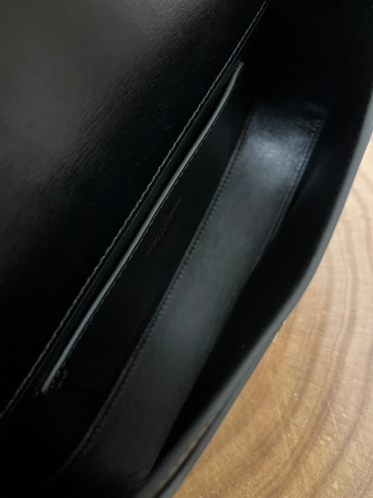 VOLTAIRE 17 SCHWARZE KALBSLEDER-TASCHE