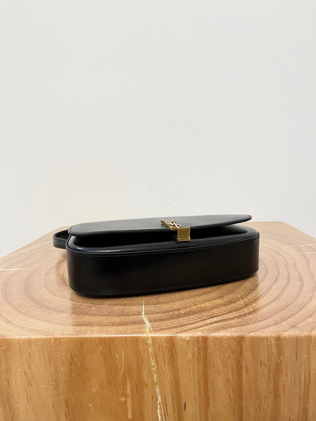 VOLTAIRE 17 SCHWARZE KALBSLEDER-TASCHE