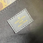 POCHETTE MÉTIS 20 IN BRAUN MONOGRAM UND MONOGRAM REVERSE CANVAS GOLDENE SCHNALLE