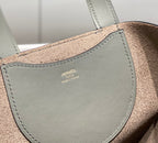 HERMES 25S IN THE LOOP 18 IN ETOUPE CALFSKIN GOLD HARDWARE