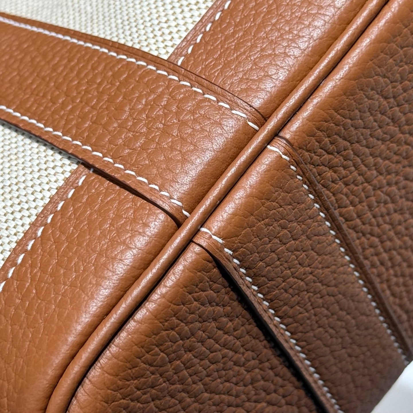 GARDEN PARTY 23CM IN WHITE TOILETS COTTON CANVAS AND BROWN CALFSKIN