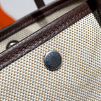 GARDEN PARTY 23CM IN BEIGE TOILETS COTTON CANVAS AND DARK BROWN CALFSKIN