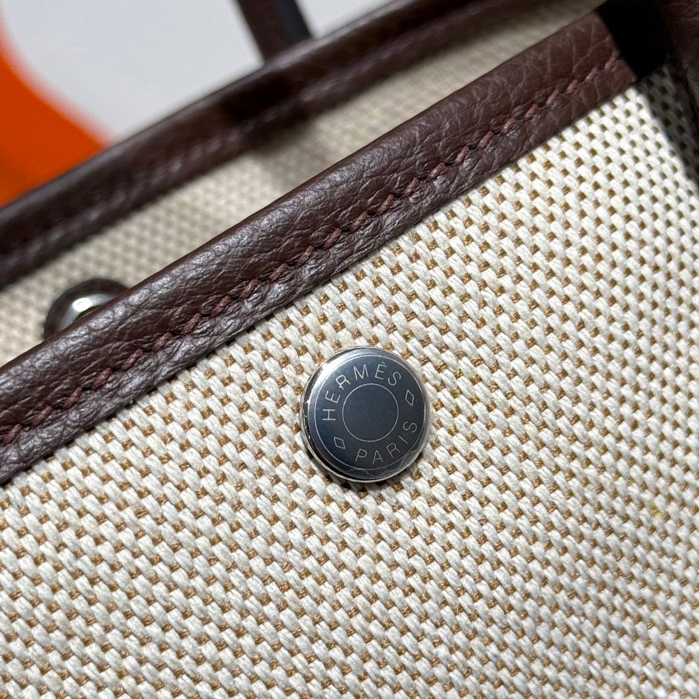 GARDEN PARTY 23CM IN BEIGE TOILETS COTTON CANVAS AND DARK BROWN CALFSKIN