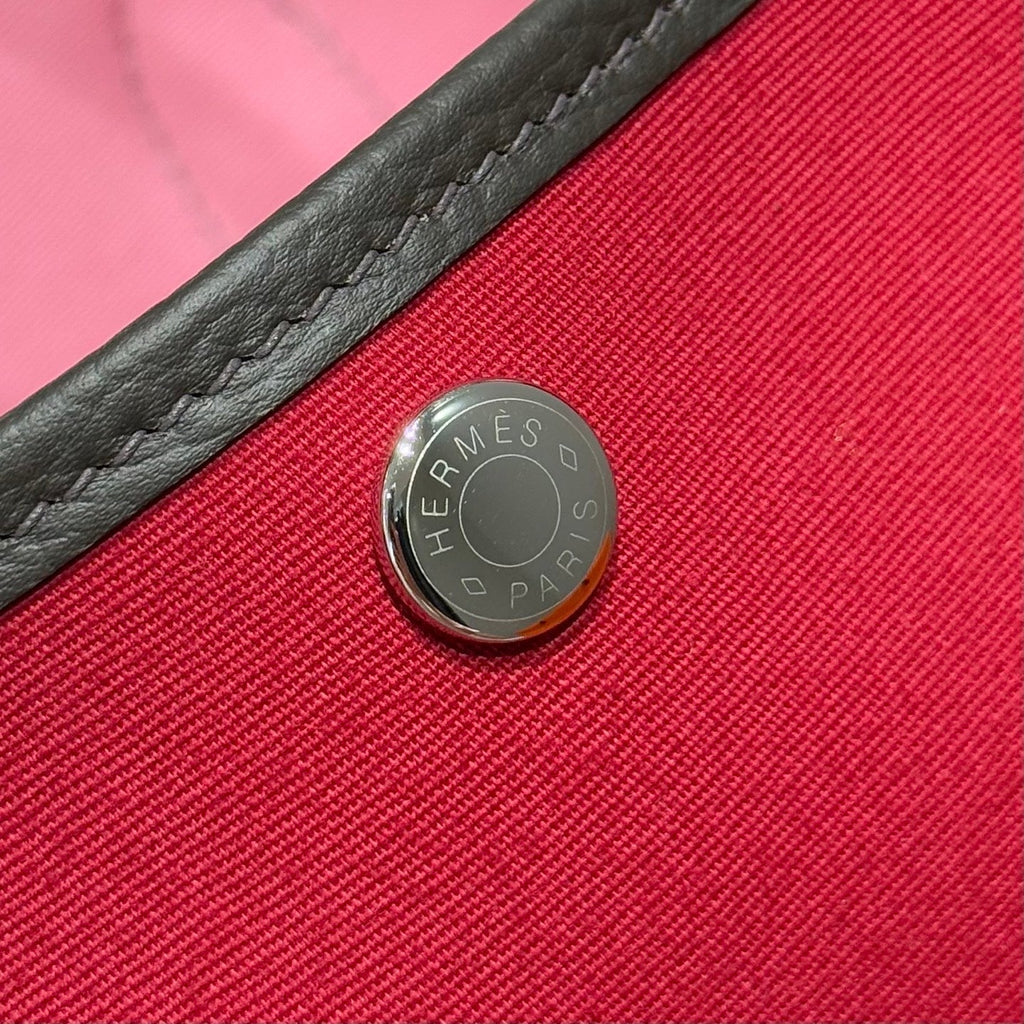 GARDEN PARTY 30CM IN RED TOILETS COTTON CANVAS AND DARK BROWN CALFSKIN PINK ON SIDE OTHER