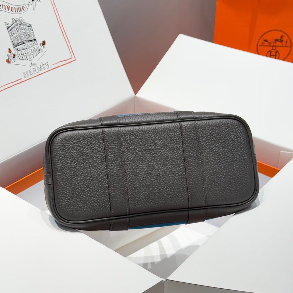 GARDEN PARTY 30CM IN BLUE TOILETS COTTON CANVAS AND BLACK CALFSKIN