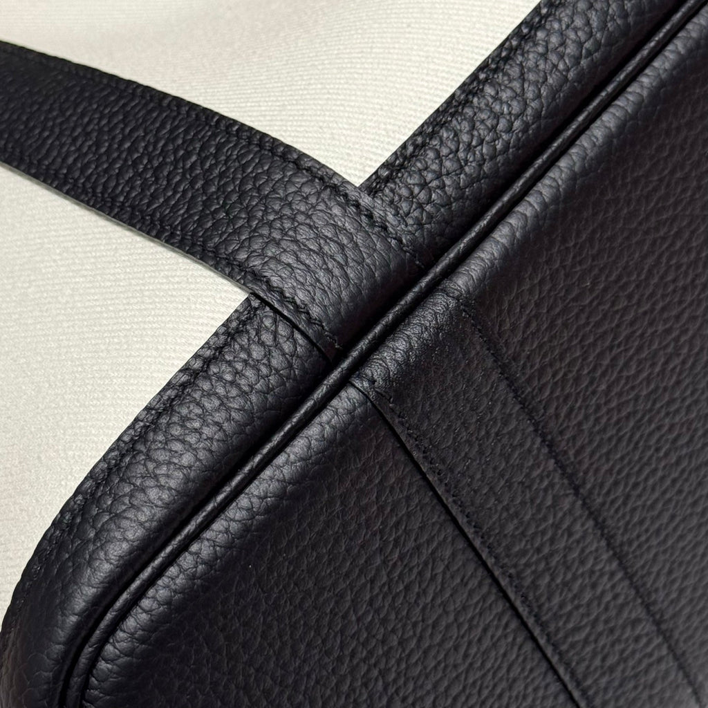 GARDEN PARTY 30CM IN WHITE TOILETS COTTON CANVAS AND BLACK CALFSKIN SKY BLUE CANVAS ON SIDE OTHER