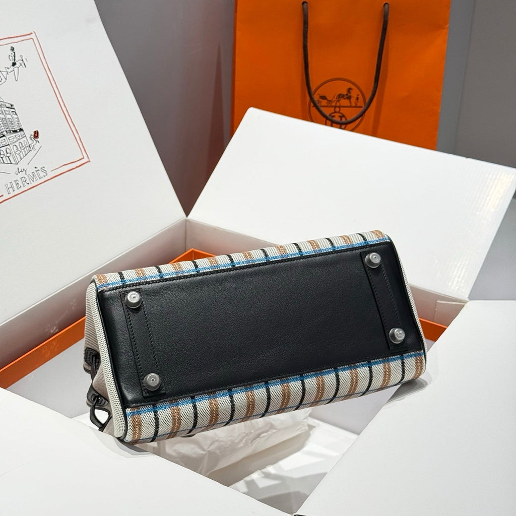 BIRKIN SHOULDER 29 IN BLACK CALFSKIN ÉCRU/NOIR/FAUVE/NOIR/BLEU ZANZIBAR EMBROIDERY PLAID CANVAS