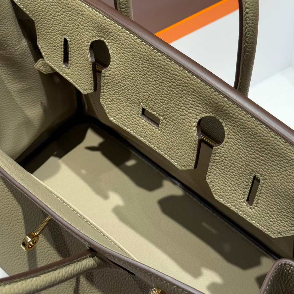 25S HERMES BIRKIN 30 IN CROMWELL GRAUEM KALBSLEDER GOLDENE BESCHLÄGE