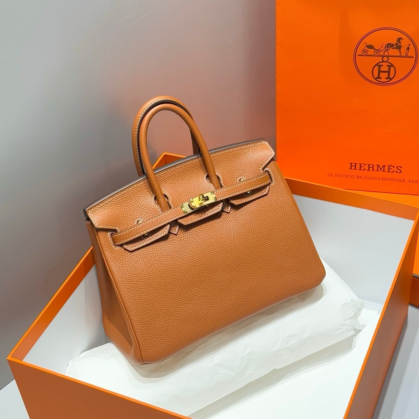 HERMES 25S MEDIUM BIRKIN 25 IN GEBRANNTEM ORANGEN KALBSLEDER GOLDENE BESCHLÄGE