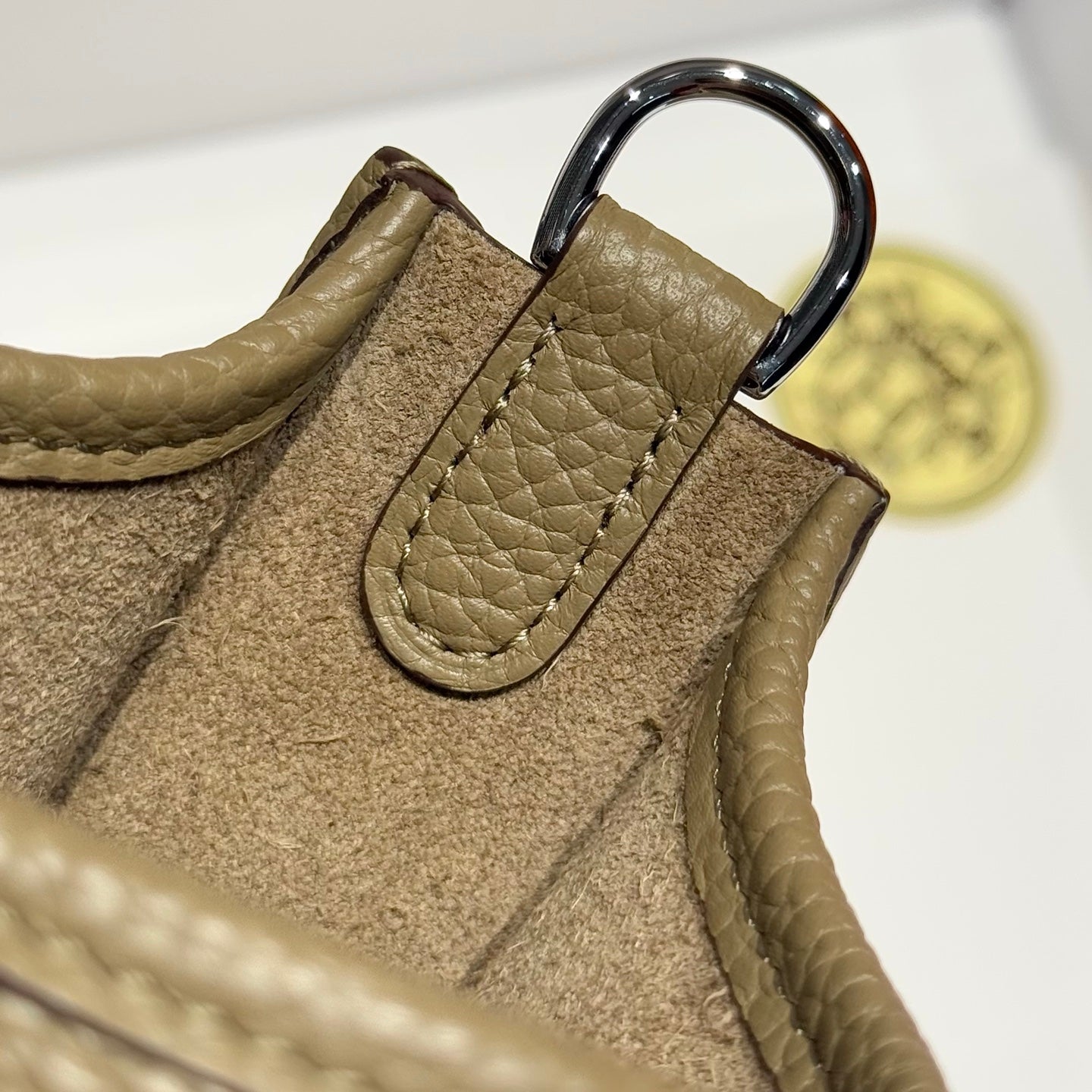 HERMES 25S MINI EVELYNE 18 IN BEIGE MARFA PATTERNED STRAP CALFSKIN SILVER HARDWARE