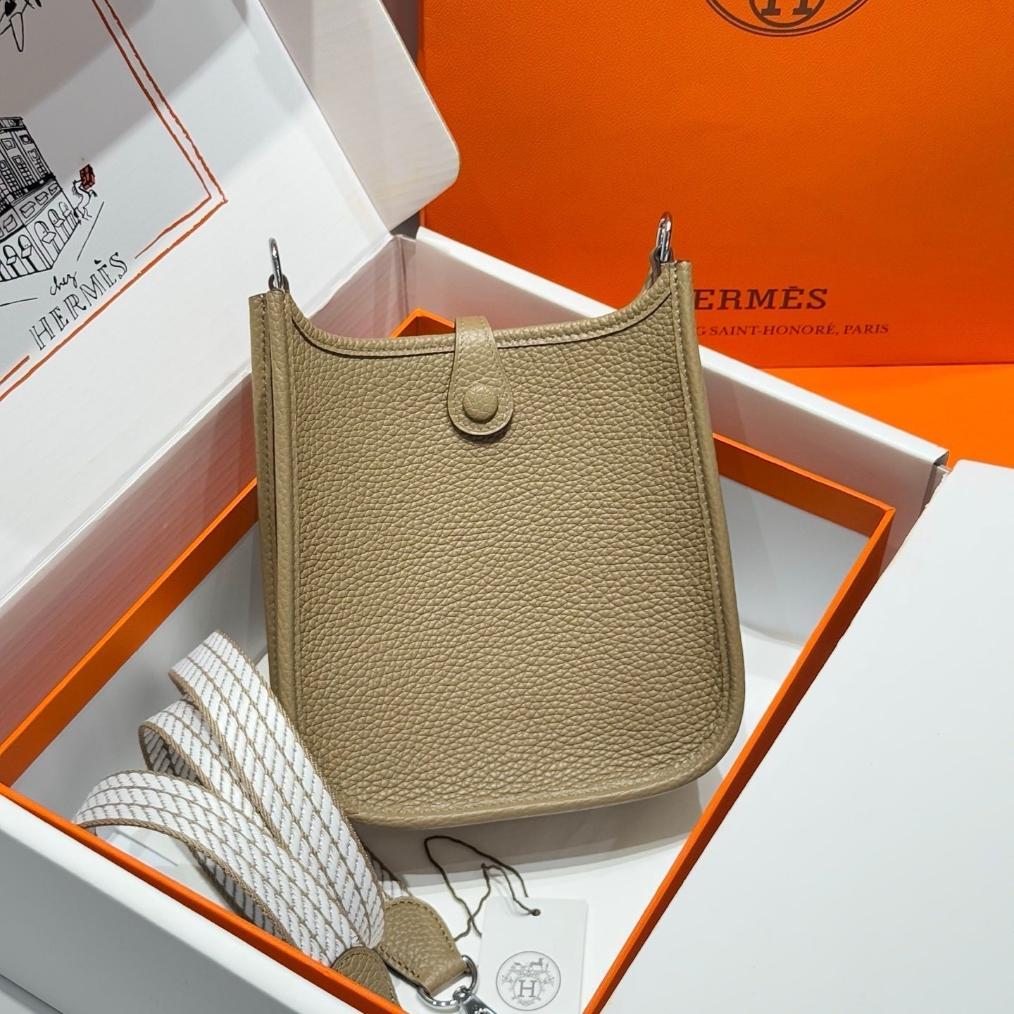 HERMES 25S MINI EVELYNE 18 IN BEIGE MARFA PATTERNED STRAP CALFSKIN SILVER HARDWARE