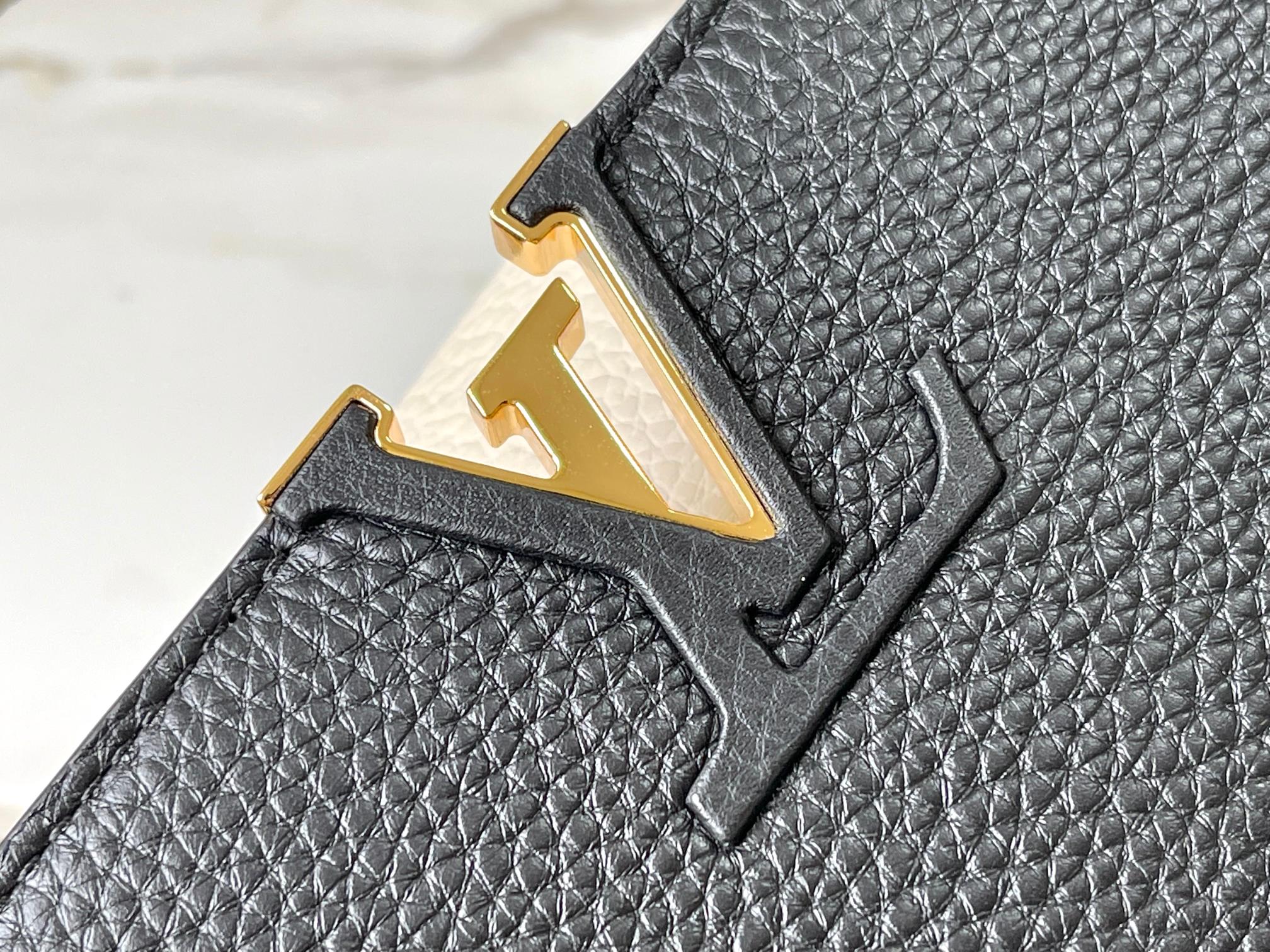 CAPUCINES BB 27 IN SCHWARZ MIX WEISS TAURILLON GOLD HARDWARE