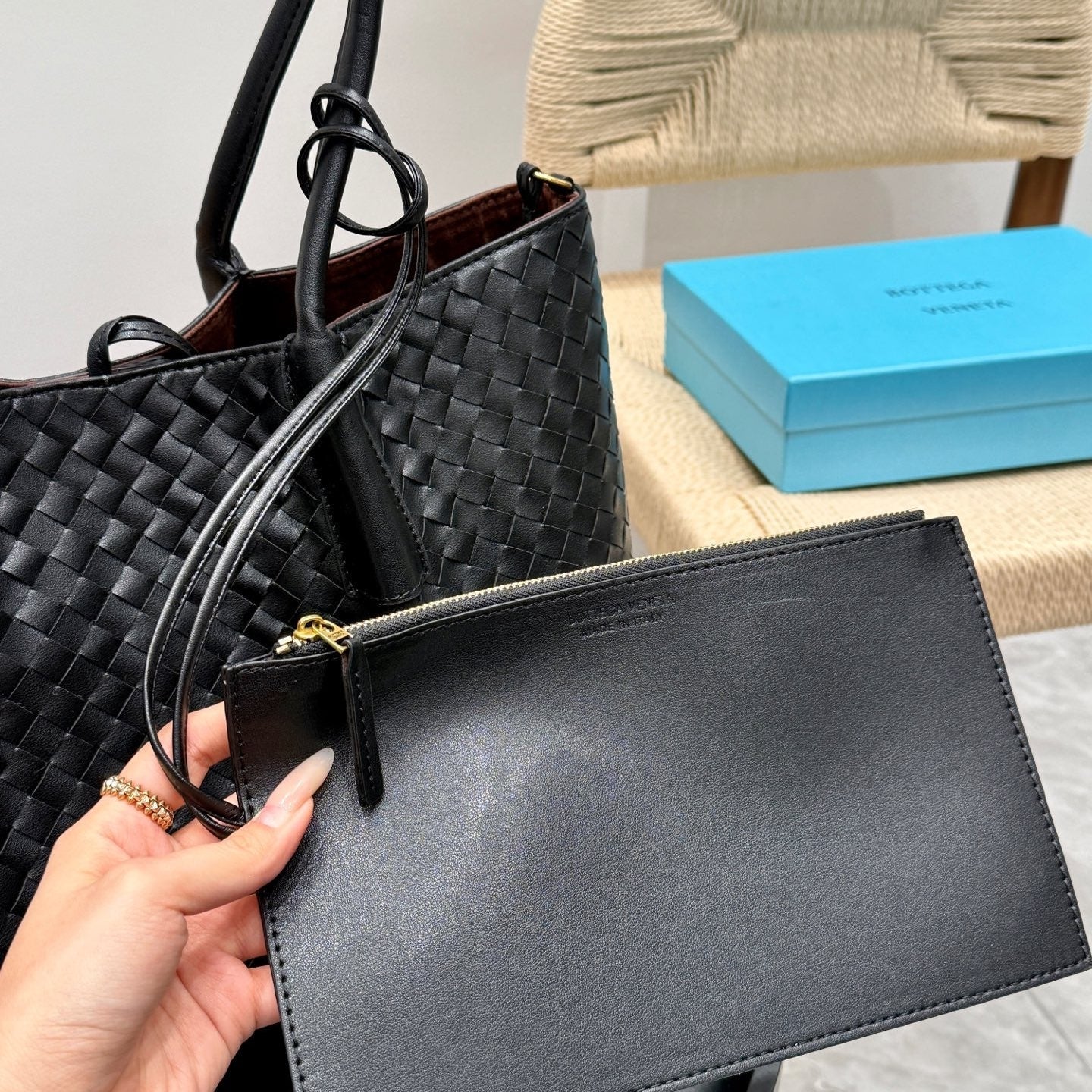 PINACOTECA Tragetasche 38 Zoll, schwarzes Kalbsleder