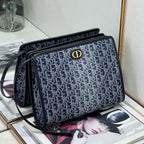 Buchtasche 26 Zoll, blau, Monogramm, schräger Jacquard