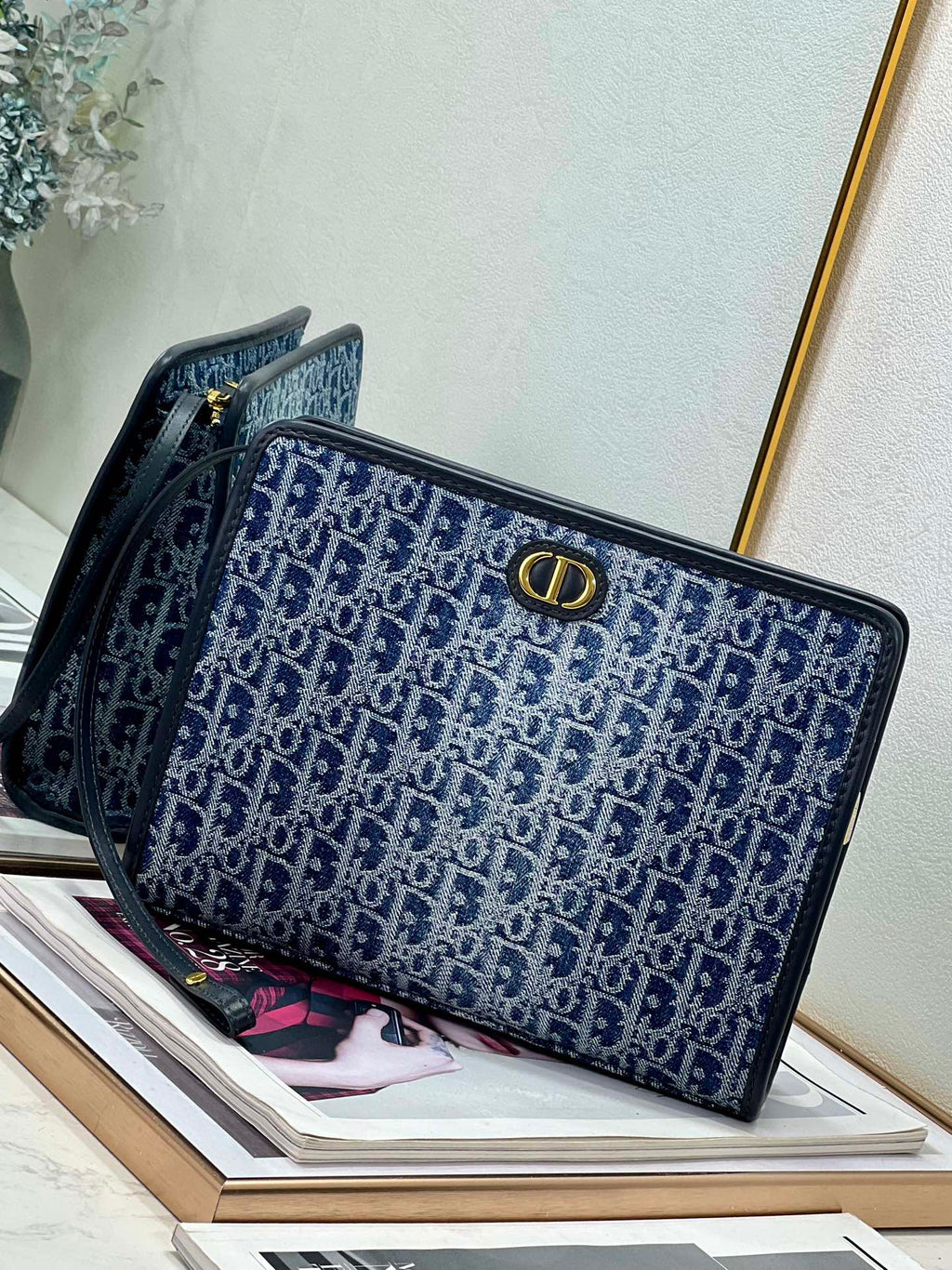 Buchtasche 26 Zoll, blau, Monogramm, schräger Jacquard