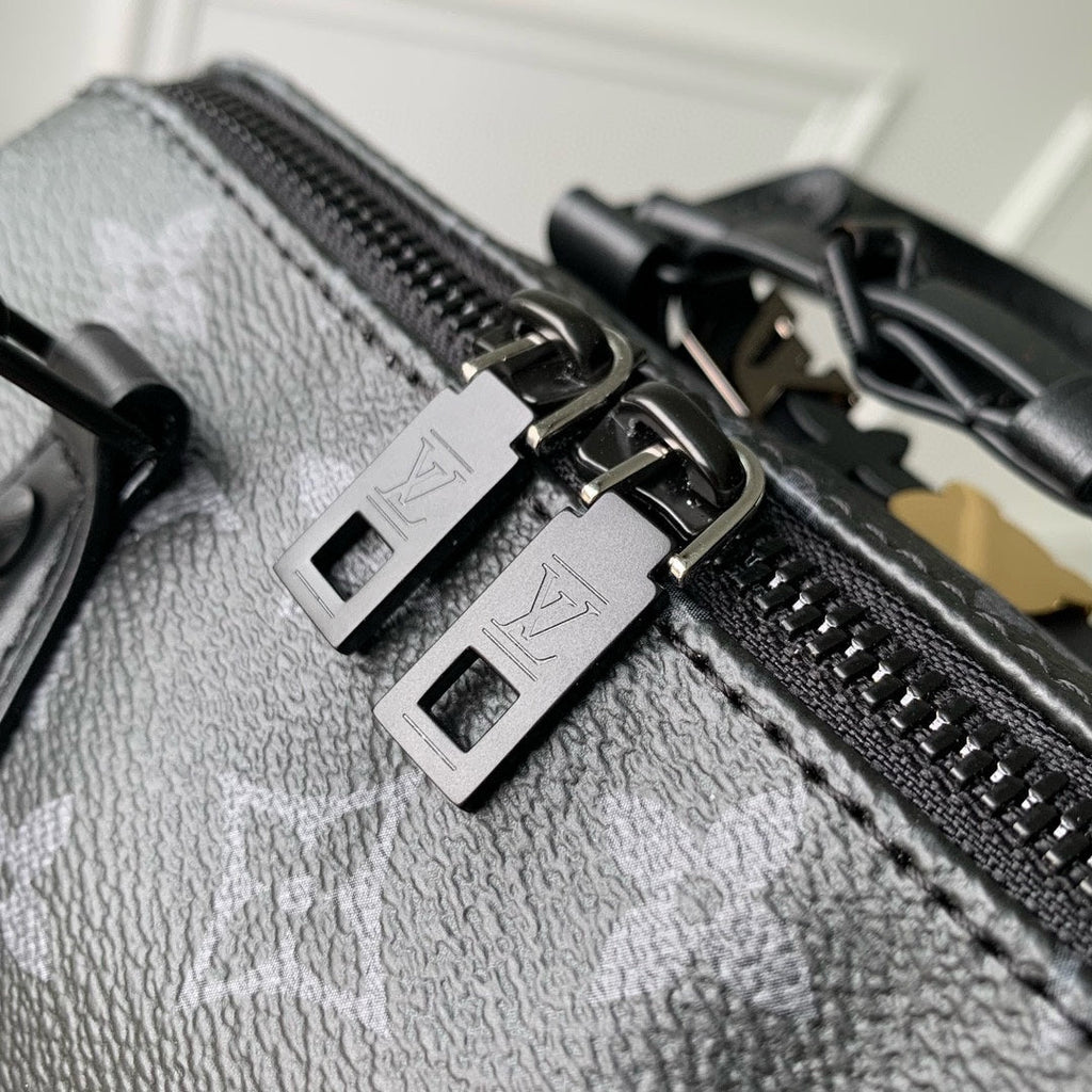 SPEEDY BAG 18 IN SCHWARZ MONOGRAMM BESCHICHTETES CANVAS SCHWARZE BESCHLÄGE