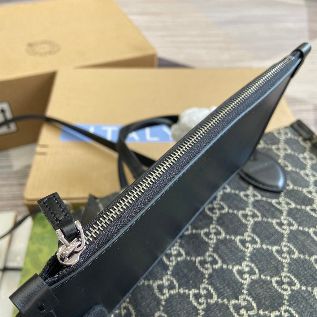 OPHIDIA GG 27 MITTLERE TRAGETASCHE SCHWARZER DENIM